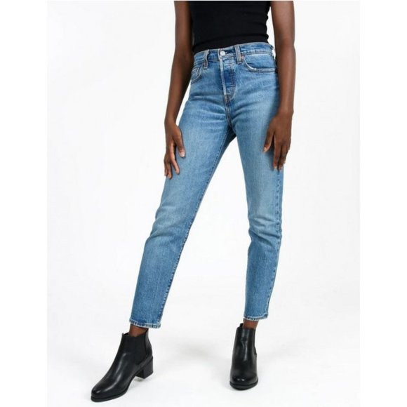 Levi's Wedgie Icon Jean These Dreams Size 25 High Rise Tapered - Picture 1 of 8